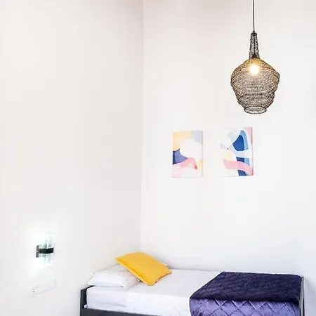 Brighthouse With Warm And Friendly Vibes *