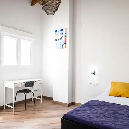 Brighthouse With Warm And Friendly Vibes