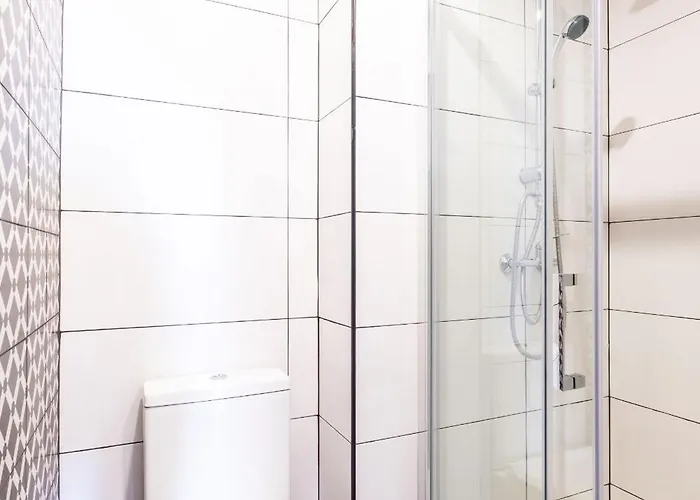 Brighthouse With Warm And Friendly Vibes Valencia