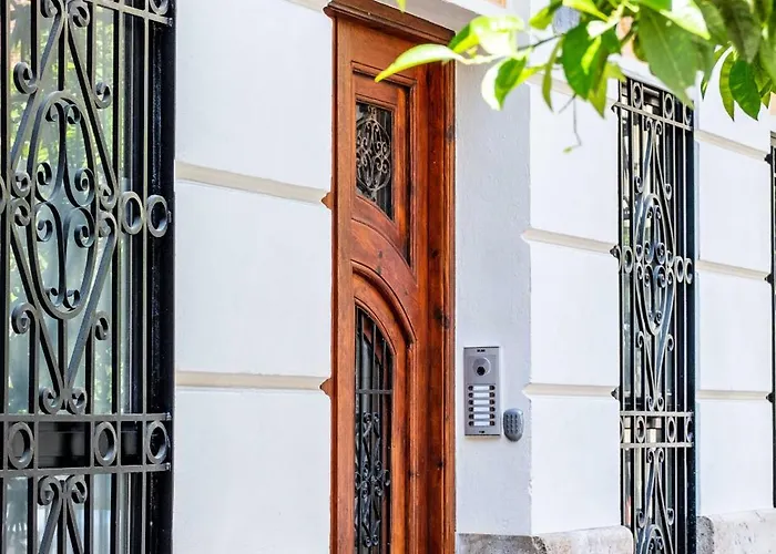 Lejlighed Brighthouse With Warm And Friendly Vibes Valencia