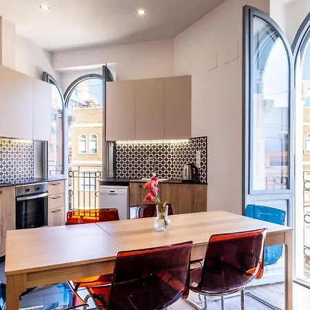 Apartament Brighthouse With Warm And Friendly Vibes *